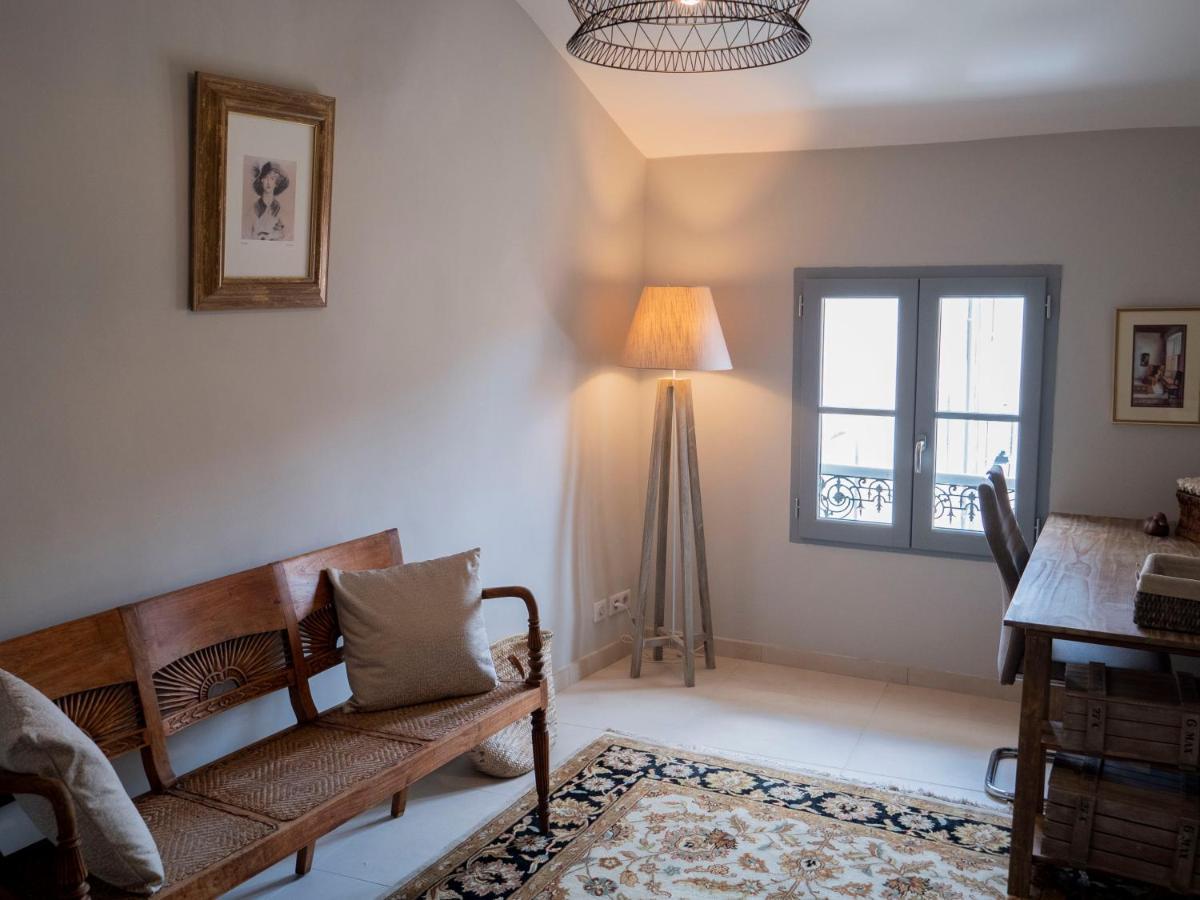 リル・シュル・ラ・ソルギュCozy Nest In The Center Of Isle Sur La Sorgue For 4 Peopleアパートメント エクステリア 写真